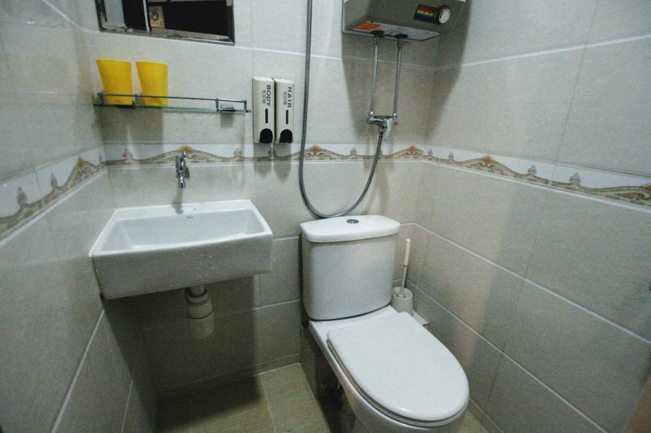 Tai Wah Hostel Гонконг Экстерьер фото
