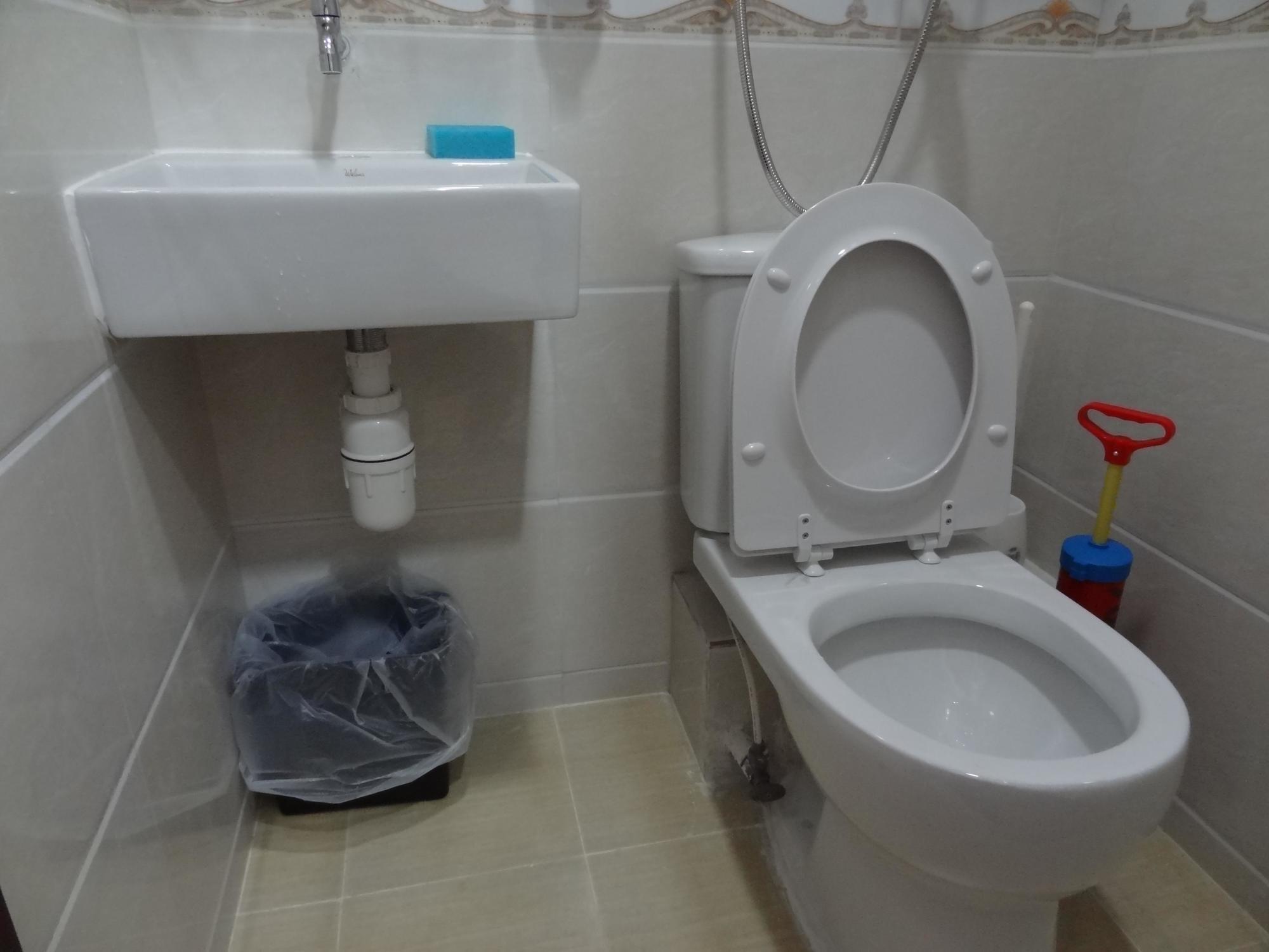 Tai Wah Hostel Гонконг Экстерьер фото