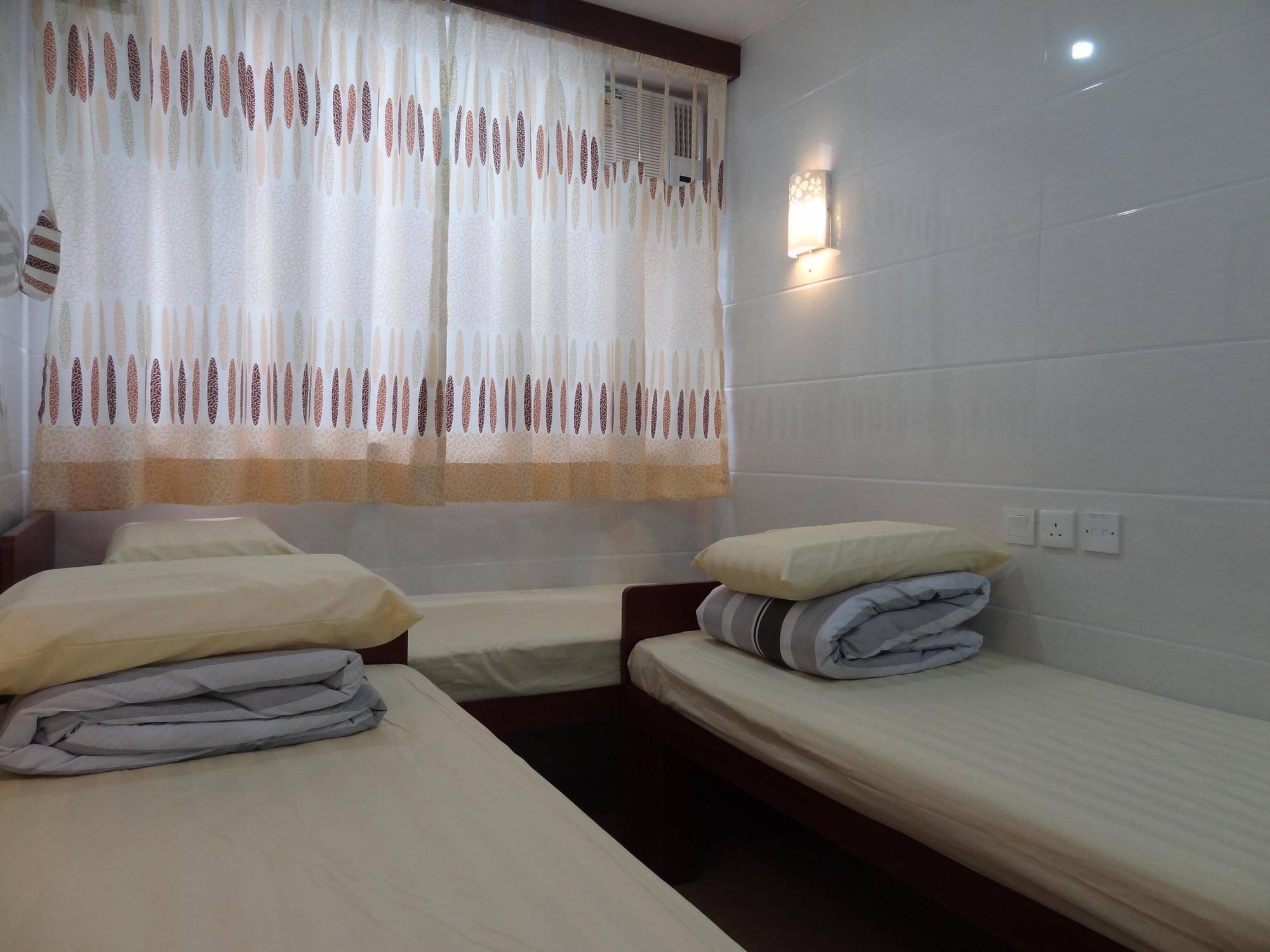 Tai Wah Hostel Гонконг Экстерьер фото